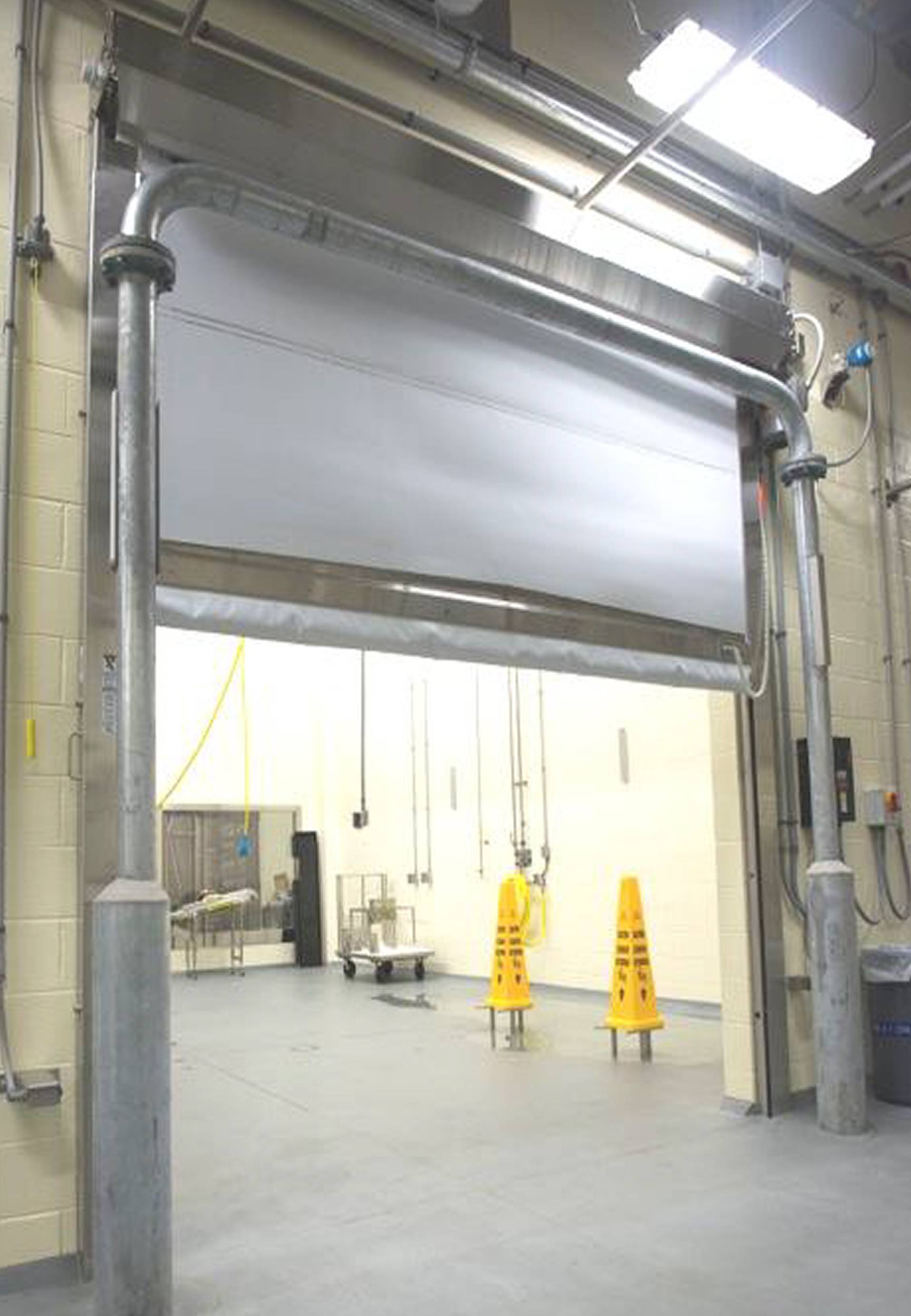 full look of Rytec Clean-Roll door