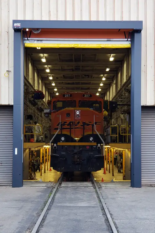 Fast-Seal train